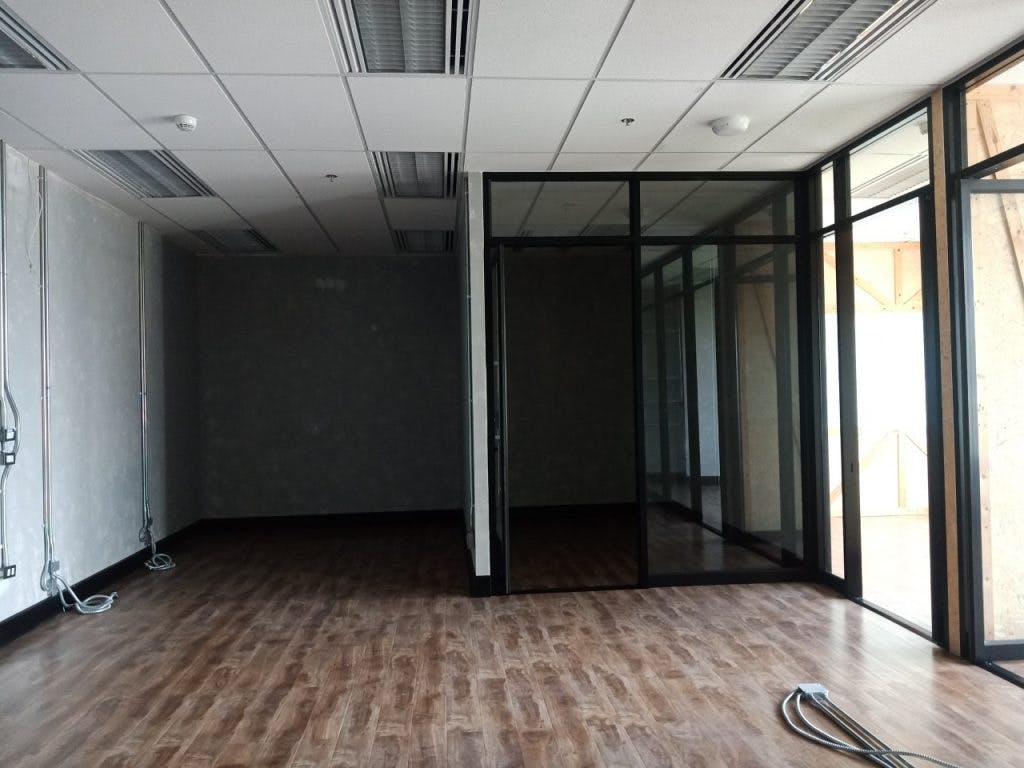 Office 95 sq.m. ใกล้เซ็นทรัลลาดพร้าว BTS หมอชิต, MRT จตุจักร