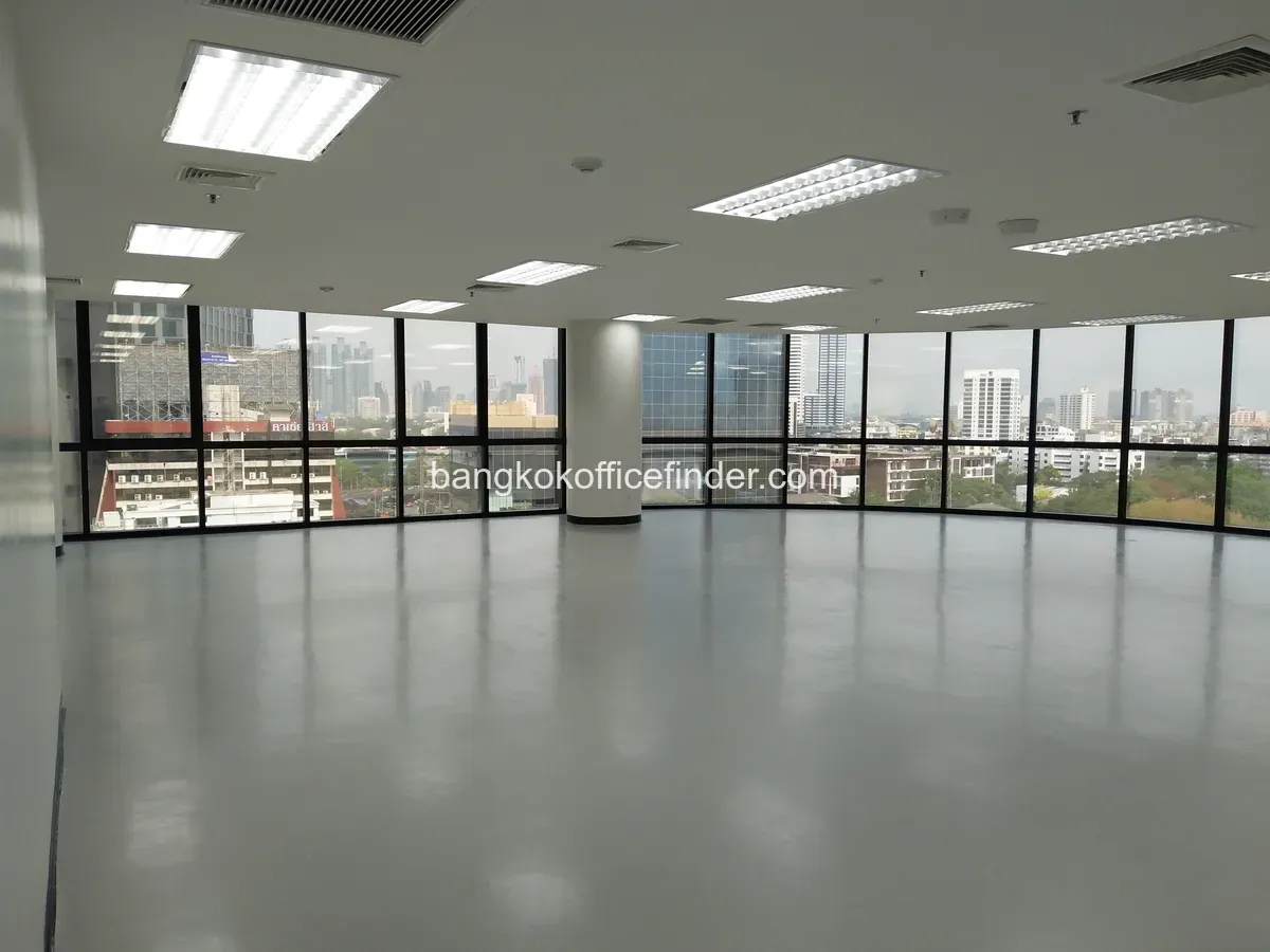 Example office unit - Bubhajit Building (bare shell) Example office unit - Bubhajit Building (bare shell)