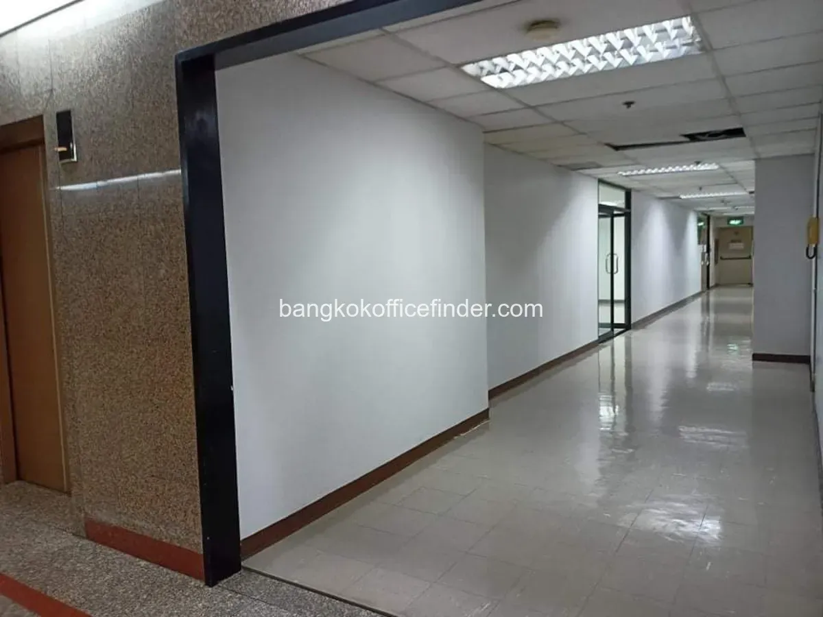 Corridors - Thai CC Tower Corridors - Thai CC Tower