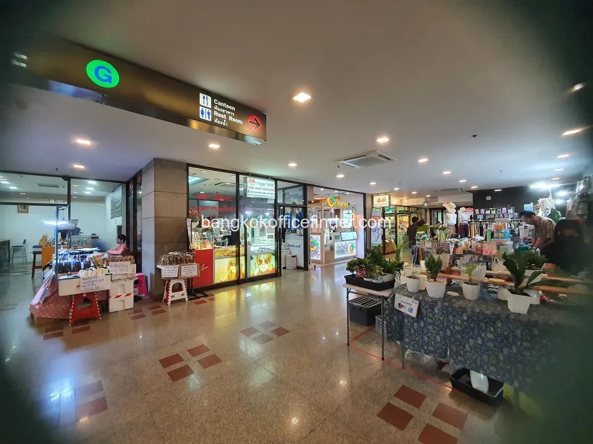 Retail - Thai CC Tower Retail - Thai CC Tower