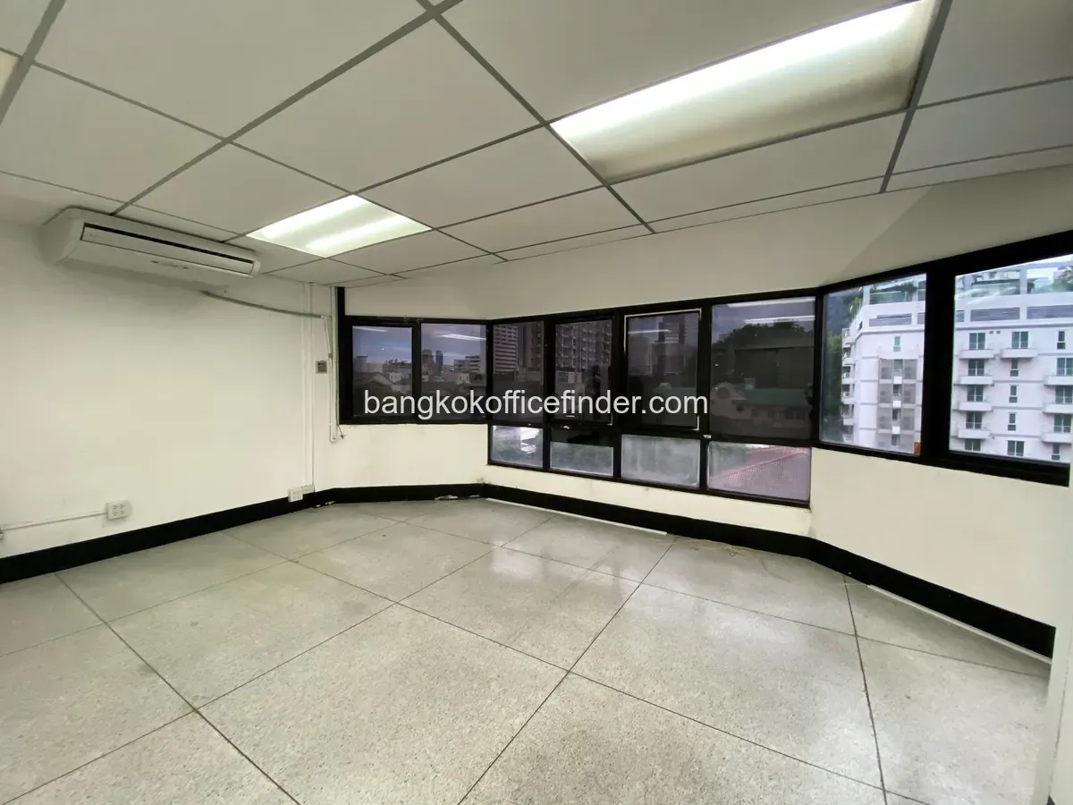 Example office unit - Tang Hua Pak Building Sathorn (bare shell) Example office unit - Tang Hua Pak Building Sathorn (bare shell)