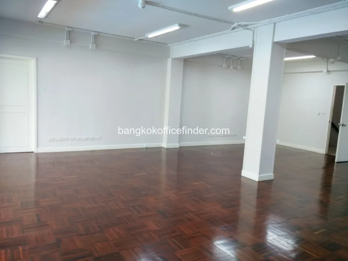 Example office unit - Asoke Court (bare shell) Example office unit - Asoke Court (bare shell)