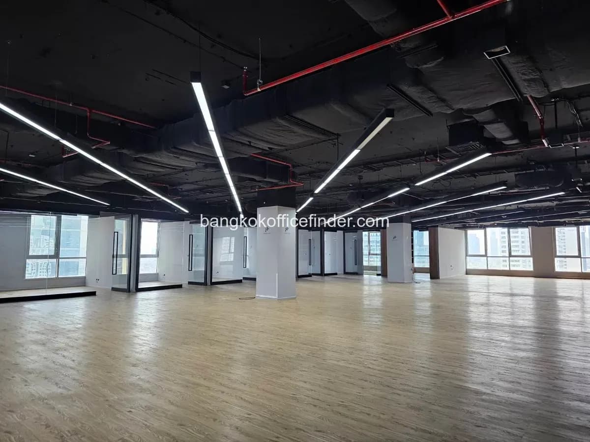 Example office unit - Rajanakarn Building (bare shell) Example office unit - Rajanakarn Building (bare shell)
