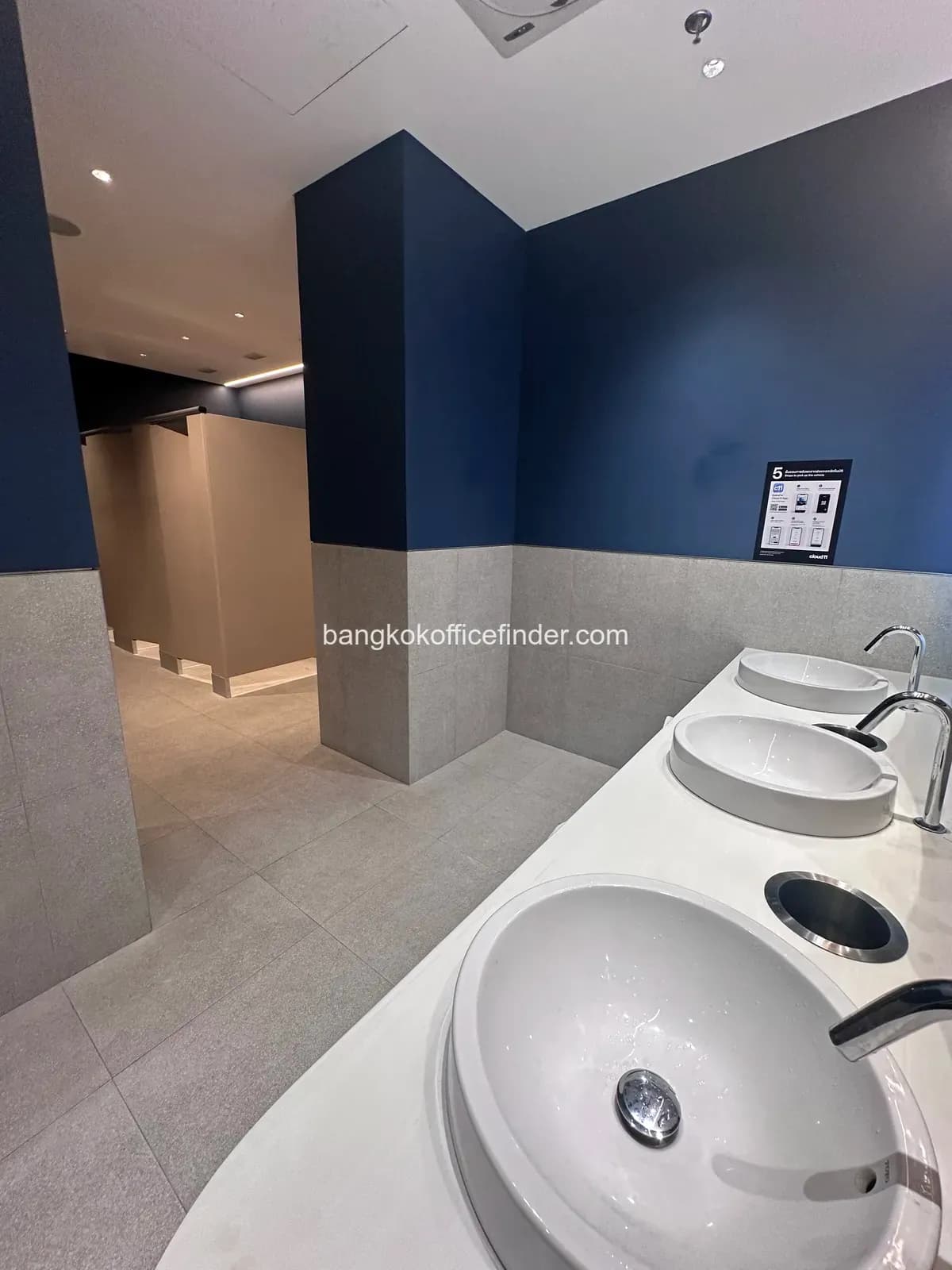 Toilets - Cloud 11 Toilets - Cloud 11