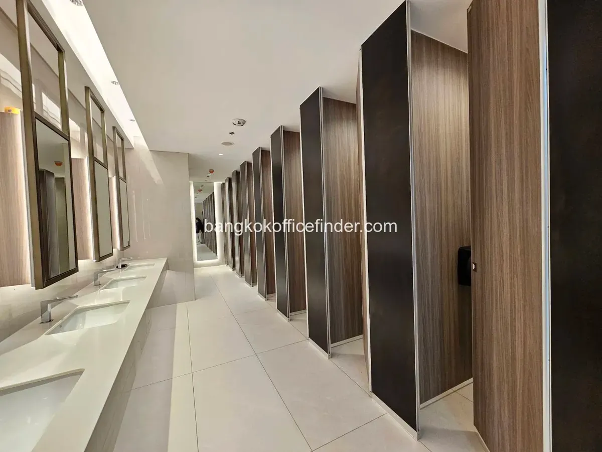 Toilets - BTS VISIONARY PARK Toilets - BTS VISIONARY PARK