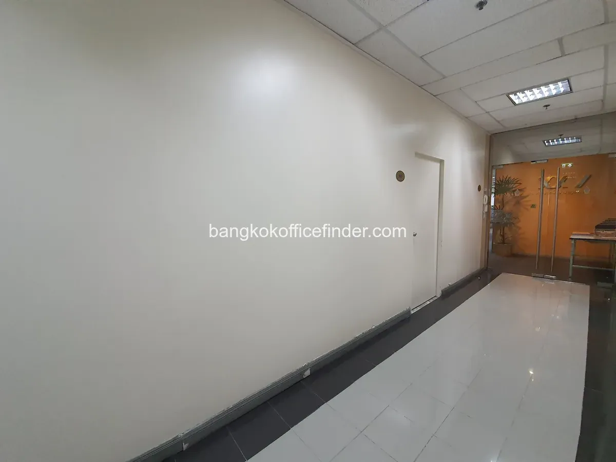 Corridors - 990 Rama IV (Abdulrahim Place) Corridors - 990 Rama IV (Abdulrahim Place)