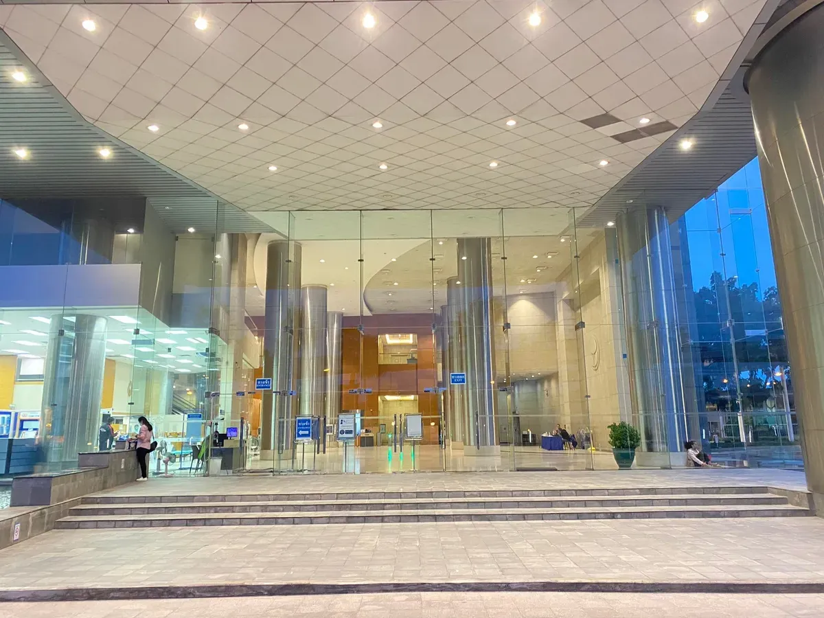 Entrance - Jasmine International Tower Entrance - Jasmine International Tower