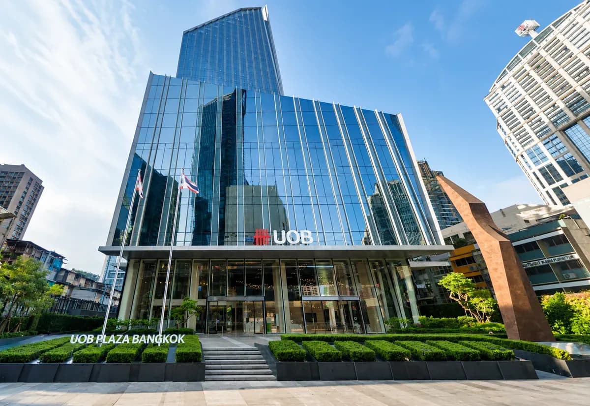 UOB Plaza Bangkok | ยูโอบี พลาซา กรุงเทพ UOB Plaza Bangkok | ยูโอบี พลาซา กรุงเทพ
