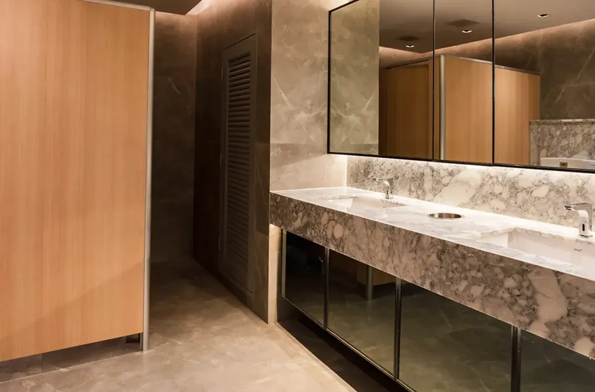 Toilets - MD Tower Toilets - MD Tower